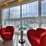 Отель Western Farnese 4*