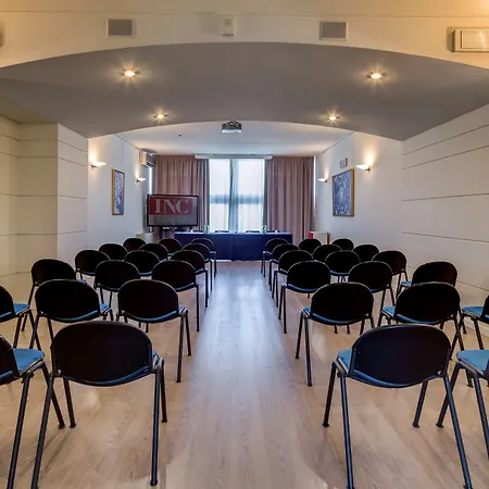 Western Farnese 4* Parma