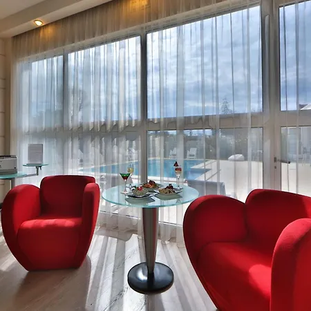 فندق Western Farnese 4*