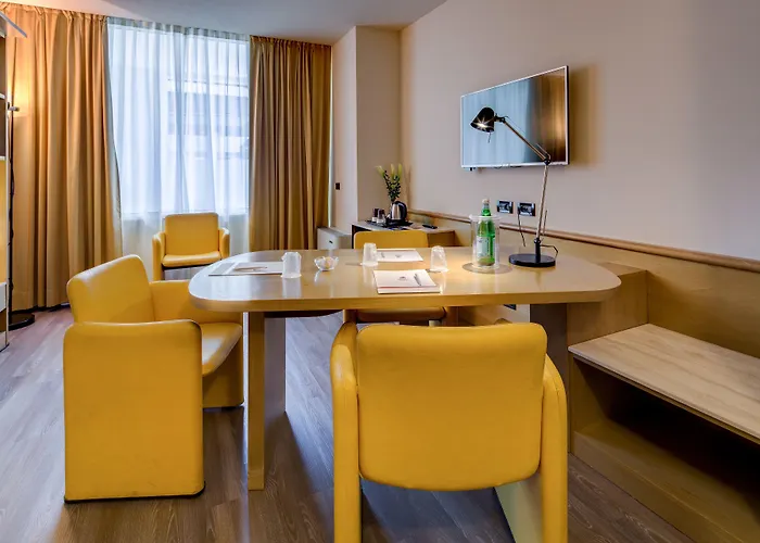 Western Farnese Hotel 4*