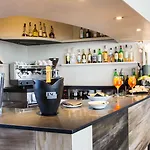 Western Farnese Otel 4*