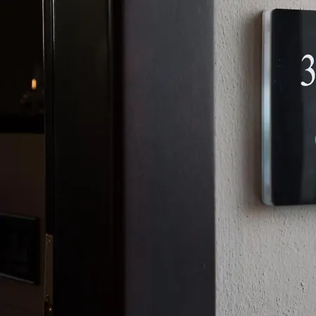 Hotell Western Farnese Parma