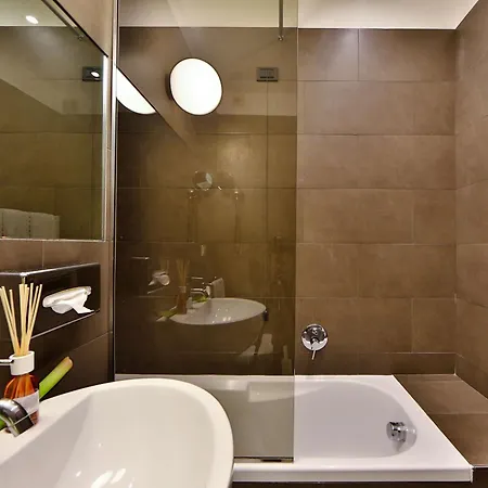 Western Farnese 4* Parma