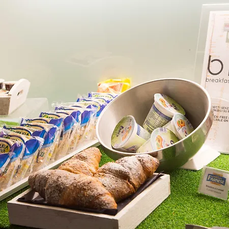 Western Farnese Hotell 4*