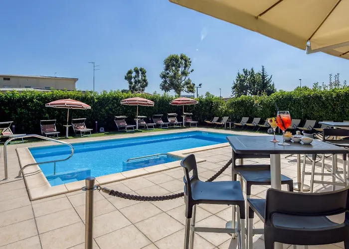 Western Farnese Парма