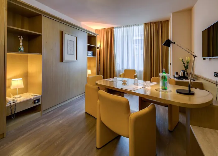 Western Farnese Парма