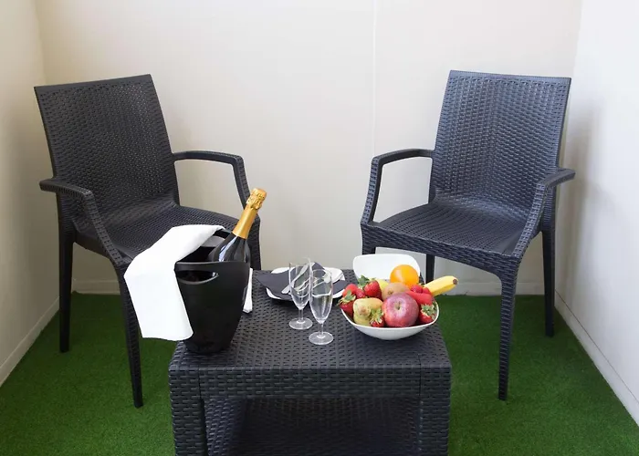 Western Farnese Парма