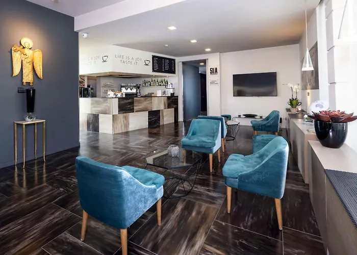 Western Farnese 4* Парма