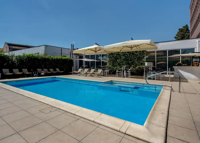 Western Farnese Отель Парма